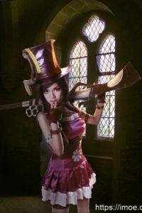 【COS】英雄联盟 皮城女警凯瑟琳 cn:寒殇