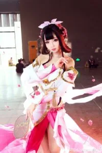 【COS】小姐姐美如画《王者荣耀》甄姬 游园惊梦cosplay欣赏