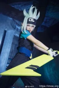 【COS】我愿做你身后的光《凹凸世界》格瑞cosplay欣赏