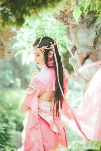 【COS】江南无所有，聊赠一枝春《剑网三》雪河秀姐cosplay欣赏
