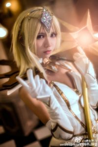 【COS】光辉女郎拉克丝 终极皮肤光元素使COS cn:鳗鱼霏儿