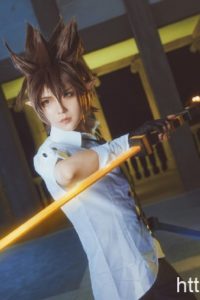 【COS】骑士光芒《凹凸世界》安迷修cosplay欣赏