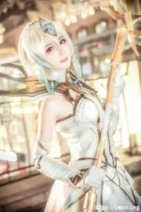 【COS】寒冬中闪亮冻人《英雄联盟》拉克丝cosplay欣赏