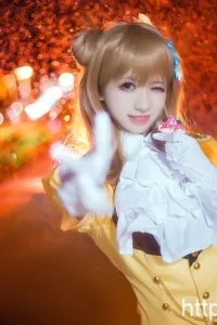 【COS】鳗鱼霏儿《少女咖啡枪》苏小真