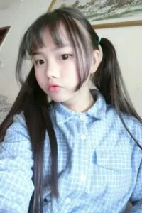 【三次元】极品软妹子茴茴VIP会员收费图包[142P/33MB]