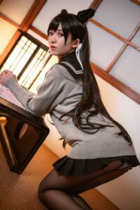 【COS】鳗鱼霏儿《碧蓝航线 校服》14P