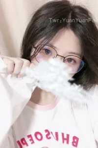 【三次元】超社保外购推特@吃土的媛媛/珍贵合集【秒传/2G】