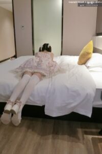 【三次元】洛美 – 白丝洛丽塔 (30P+2V404M) 【满速下载】