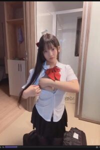 【三次元】『小尤奈』毒盘1.21G 8V
