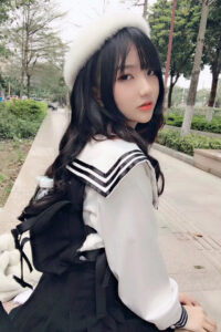 【三次元】（补档）绝色推特福利姬夏总价值三千元套图+81部视频合集含生活照【度盘】