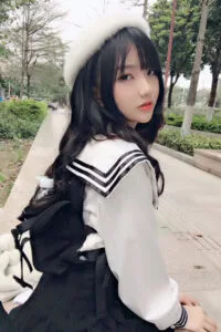 【三次元】（补档）绝色推特福利姬夏总价值三千元套图+81部视频合集含生活照【度盘】
