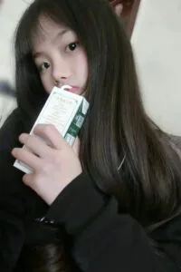 【三次元】（第五次补档）微博价值上万元茴茴极品萝莉全套资源(自行打包)