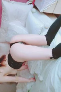 【三次元】[恶犬]贴身皮衣