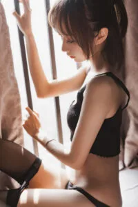 【写真】窗内少女【度盘/247MB】