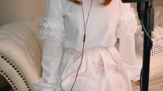 【ASMR】【利香】【高画質カメラ】【高画質カメラ】KU100マイク♡私服眠くなる囁きと音フェチ【ASMRバイノーラル】【ASMR_バイノーラル】Ear licking20210710_213212