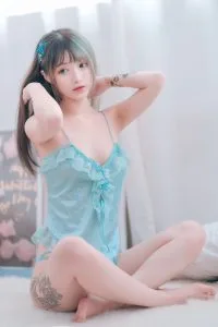 【COS】铁板烧鬼舞w 33套 【度盘/秒传/9.72G】