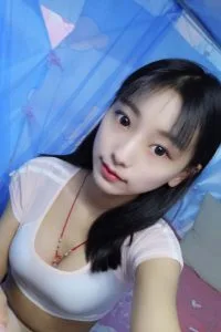 【写真】稀有老资源，美少女蓓蓓五套自拍【度盘/1.11G】