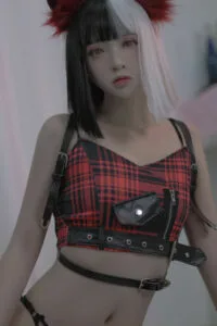 【写真】疯猫ss – 红黑耳【黑白魔女库伊拉】 【40P-566MB】【秒传】