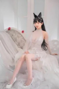 【Cosplay】雯妹不讲道理 - 爱宕花嫁【度云/266.39MB】