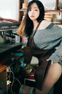 【写真】[Loozy] Bambi (밤비) - Cafe Alba【秒传 196MB】