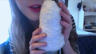 【ASMR】舔耳轻语