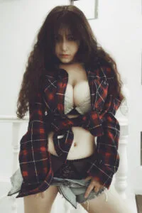 【写真】樱晚GIGI 14套图  21部视频 【度盘/12.4GB】