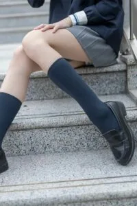 【写真】风之领域写真 天桥上的短裙妹字【度盘6.54M】