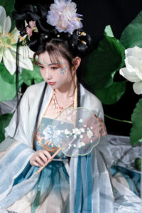 【写真】 爆机少女喵小吉 - 月华清【秒传】