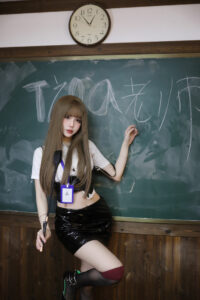 【写真】Tina很妖孽呀 - 双马尾学生与老师 2套【度盘】