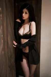 【写真】rioko凉凉子新作 -《和前辈一起出差吧》完整原版 【46P12V-1.08GB/度盘+秒传】