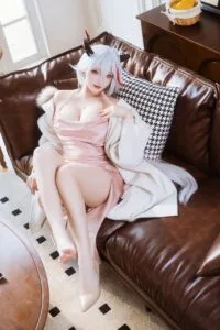 【cos写真】瓜希酱 - 碧蓝航线 埃吉尔 睡衣【20P/度盘/72M】