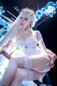 【COS/星之迟迟】 2026年01月计划E 碧蓝航线 埃姆登白旗袍【度盘+夸克/244M】